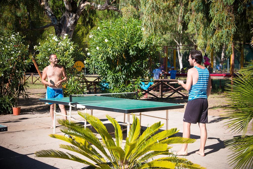 Villaggio Camping Uria Foce Varano Eksteriør billede